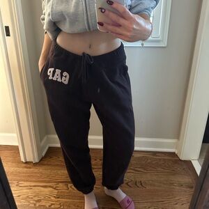 Gap joggers
